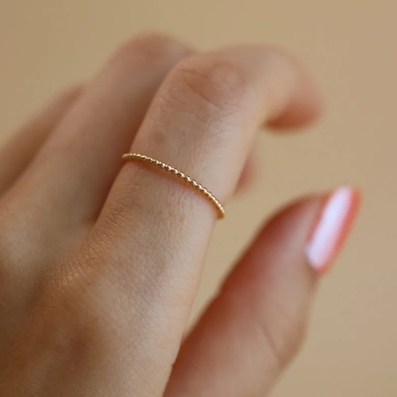 Dottie Ring in 14k Gold