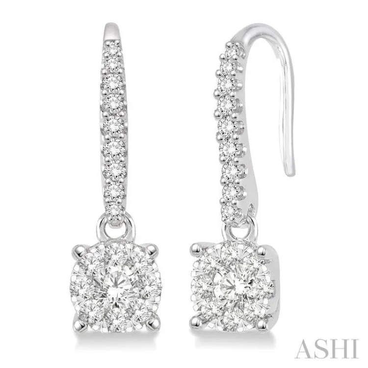 1/2 Ctw Round Shape Diamond Lovebright Earrings in 14K White Gold