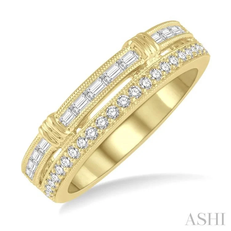 1/2 Ctw Diamond Stack Band in 14K Yellow Gold