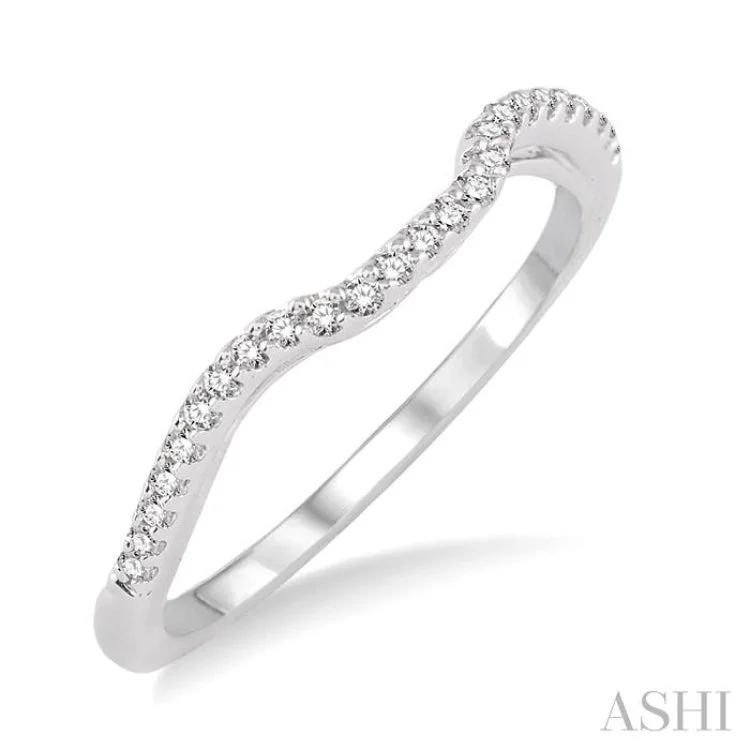 1/6 Ctw Round Cut Diamond Wedding Band in Platinum