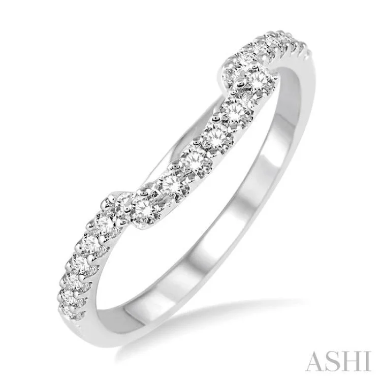 3/8 Ctw Round Cut Diamond Wedding Band in 14K White Gold