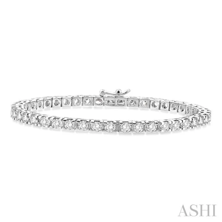 6 Ctw Square Shape Round Cut Diamond Tennis Bracelet in 14K White gold