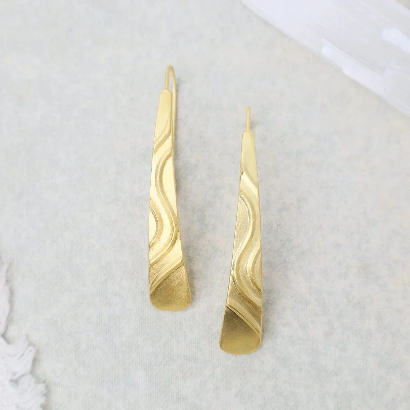 Matte Gold with Wave Design Earrings