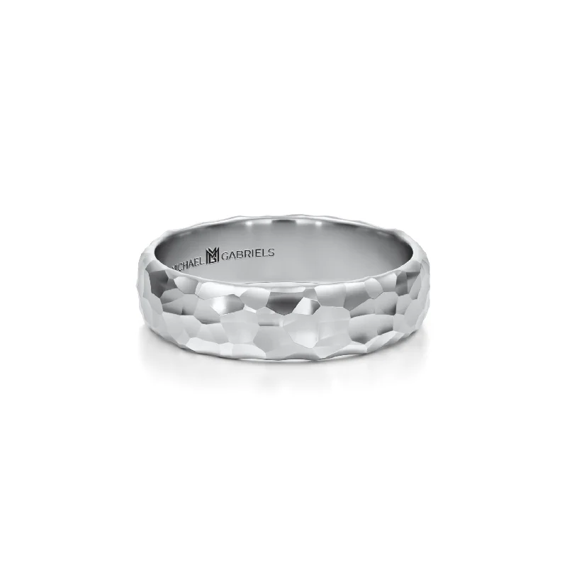 5mm Mens Wedding Band - Hammered High Polish