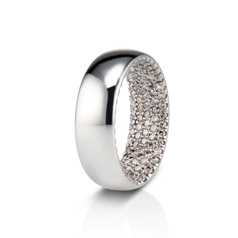 Matisse Pavé Band in Platinum